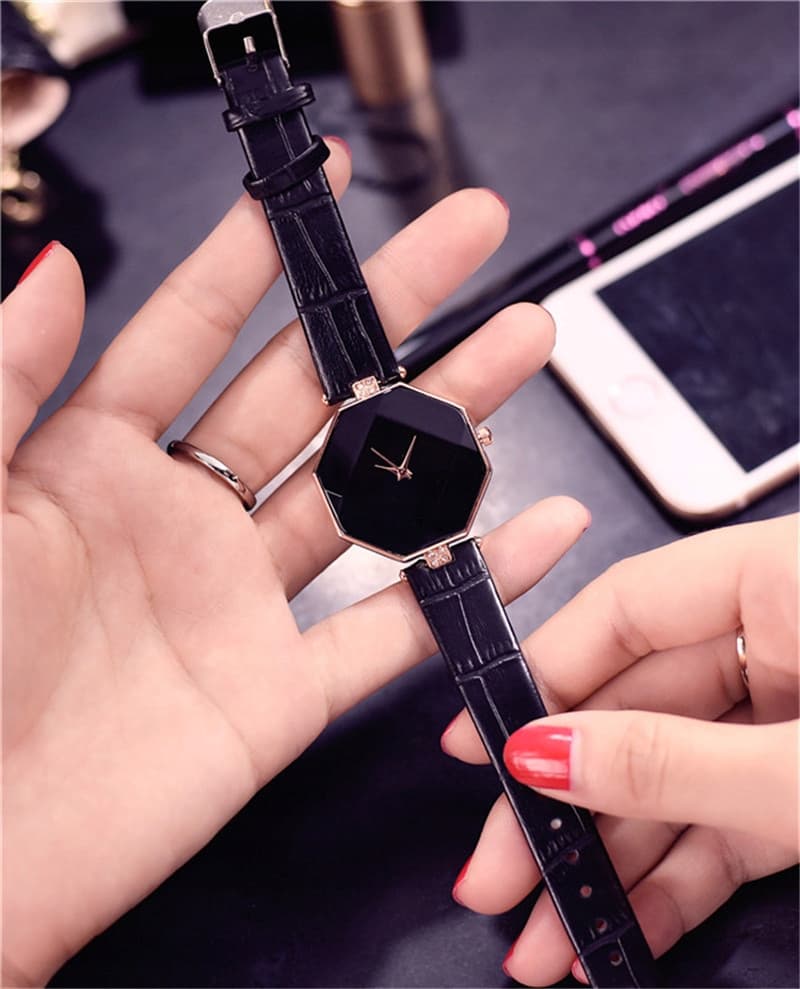 Zegarek DAMSKI Piękny MAŁY KWARCOWY CZARNY